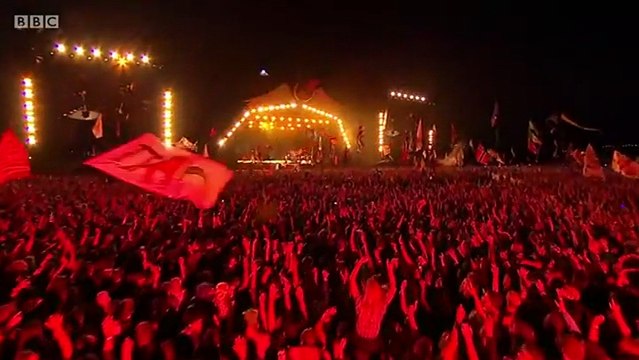 Adele Set Fire to the Rain | At Glastonbury Festival