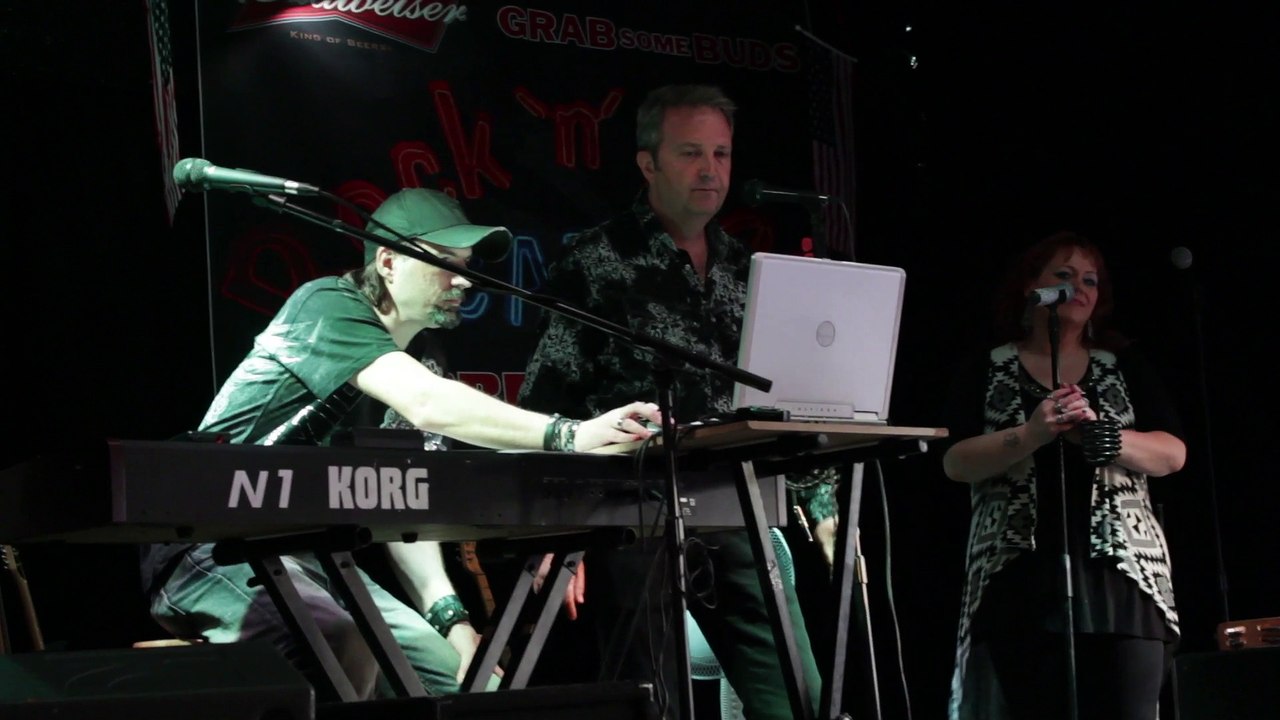 Colin Paul sings 'Bridge Over Troubled Water' Elvis Week 2014 video