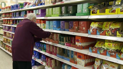 Britain's oldest supermarket worker retires at ninty-five