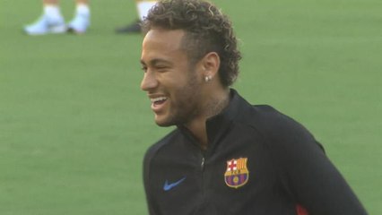 Neymar est Parisien - Neymar est officiellement un joueur du PSG