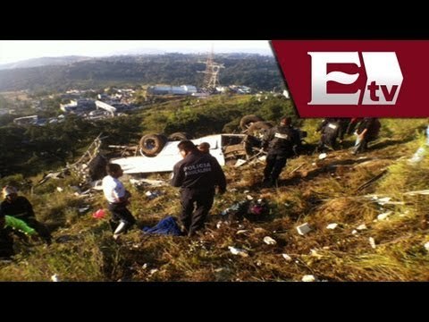 Autobús se vuelca en autopista Naucalpan-Toluca, reportan 13 muertes/Titulares de la Tarde