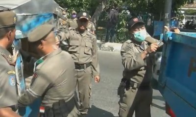 Gerobak Kaki Lima di Trotoar Pasar Ditertibkan