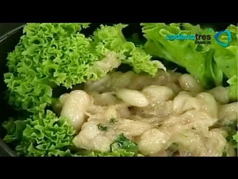 Receta de cómo preparar ensalada de atún con alubias. Recetas de comidas fáciles y rápidas