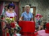 Petticoat Junction S3 E10 - Betty Jo Goes to New York