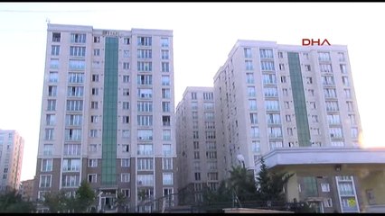Kız Kardeşinin Camdan Atlamasına Sebep Olan Ağabey Kayıplara Karıştı, Genç Kız Ağır Yaralı