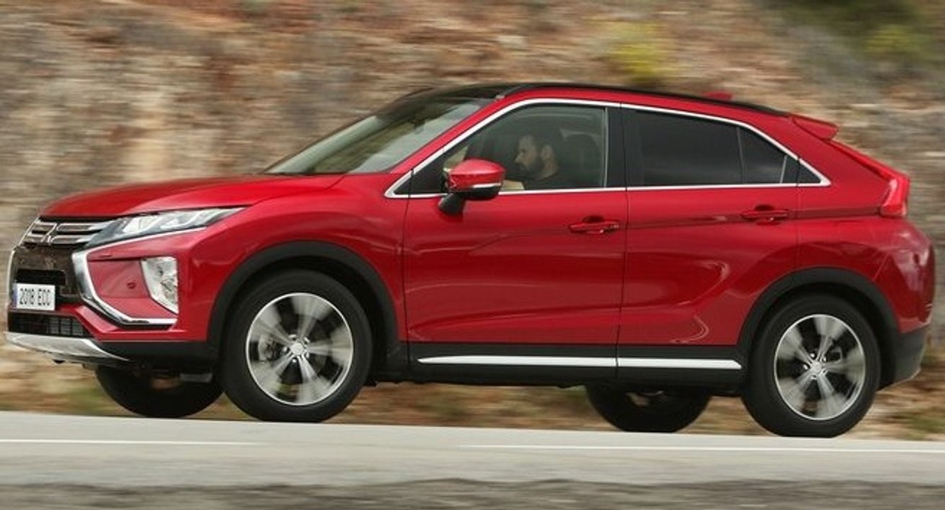 2018 Mitsubishi Eclipse Cross VS SKODA OCTAVIA SCOUT