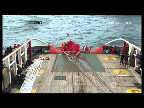 Proses Evakuasi Badan Pesawat Air Asia Gagal - NET24
