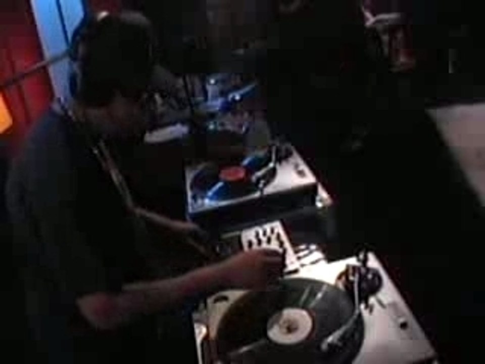 MusicScene - LIVE on PalTalk.com