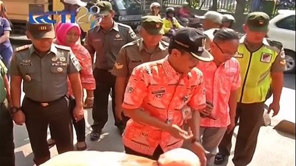 Bendera Merah Putih Terpanjang Berkibar di Tambora