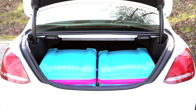 Review car - Audi A4 vs Mercedes C-Class vs BMW 3 Series vs Jaguar XE Saloons 2017 review Head2Head