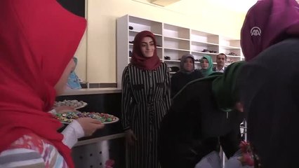 Aile ve Sosyal Politikalar Bakanı Kaya, Kur'an Kursunu Ziyaret Etti