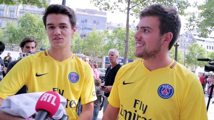 Neymar au PSG : la boutique des Champs-Elysées pris d'assaut