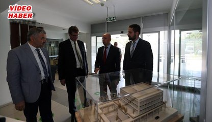 (4 Ağustos 2017) BAŞKAN ÇELİK,  KAYSERİGAZ’IN YENİ HİZMET BİNASININ MAKETİNİ İNCELEDİ