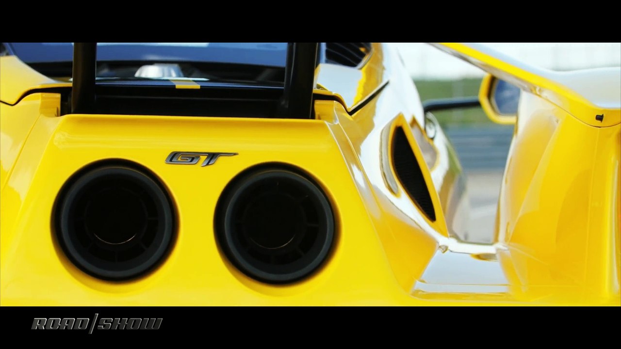 Car Review - First drive in the epic Ford GT on road and track