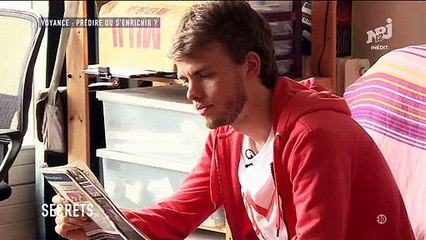 Regardez l'enquête exclusive qui démontre comment les horoscopes du quotidien "20 minutes" sont bidons ! - VIDEO