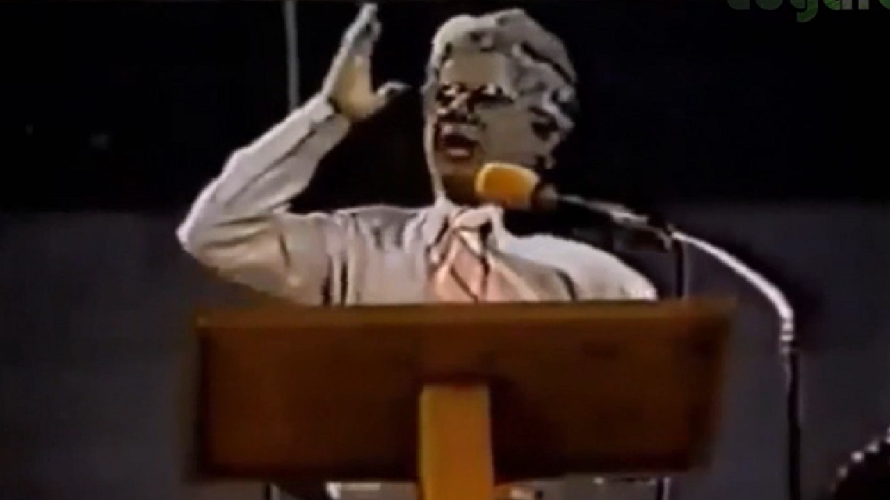 Alberto Rivera ex jesuita ► La religion catolica la inventó constantino