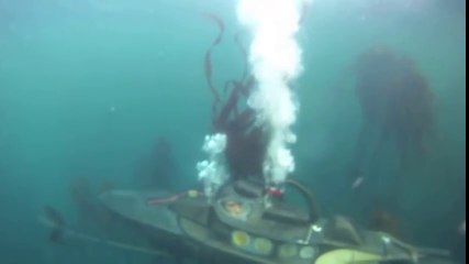 Il construit son Canoe Kayak sous-marin !!