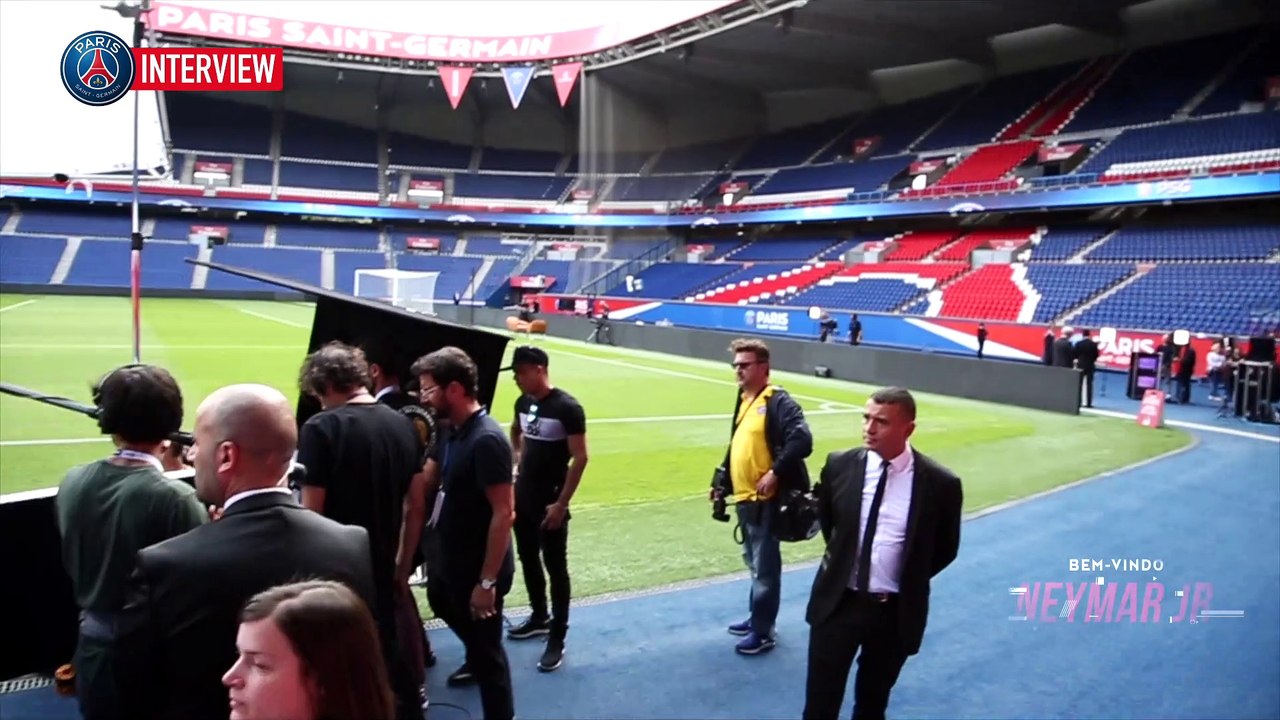 Première interview officielle de Neymar !