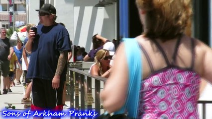 Gülmekten Karnım Ağrıdı