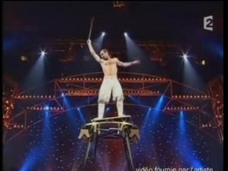 Pascal Rousseau. Jongleur, équilibriste