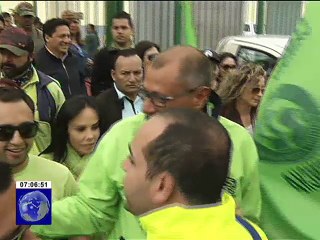 Reacciones luego de retiro de funciones a Vicepresidente Glas2