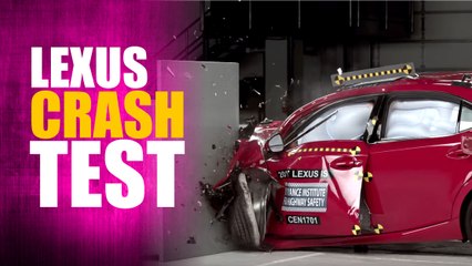 2017 Lexus IS small overlap IIHS crash test