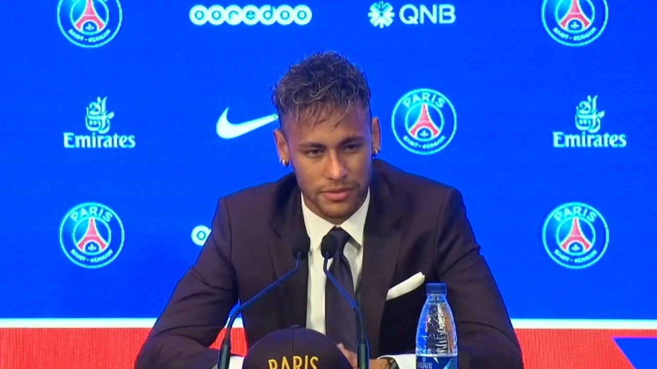 Neymar denies 222 million euro transfer was mot...