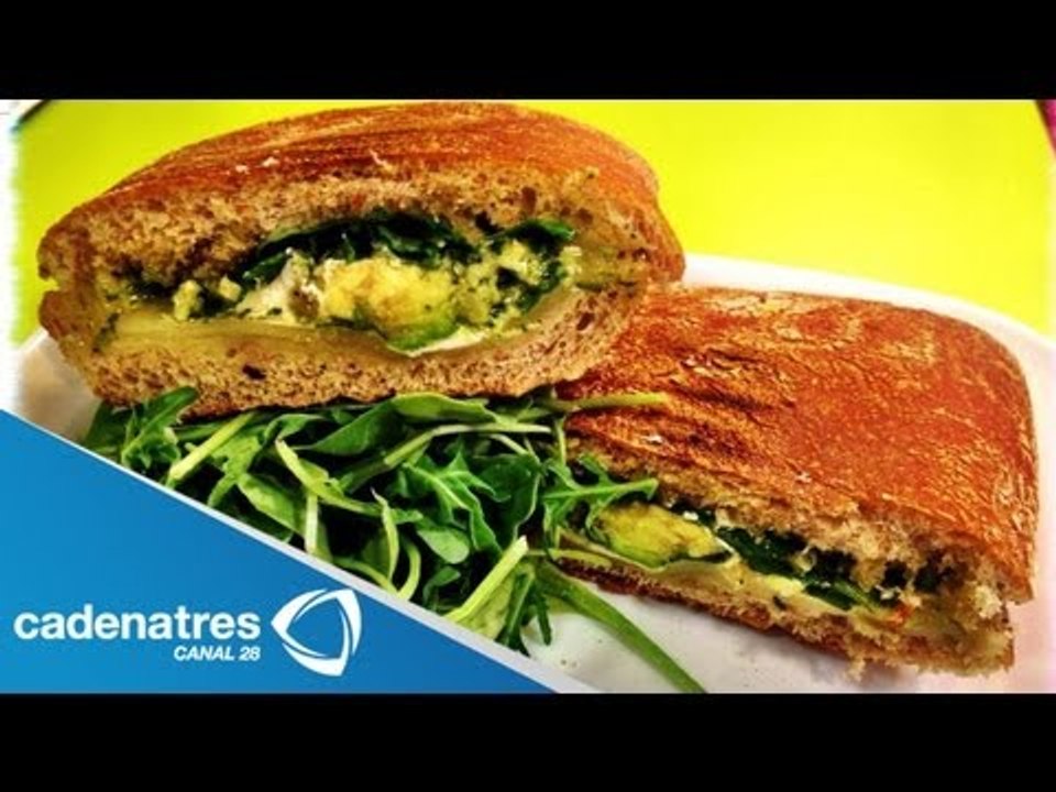Receta de Panini de Espinacas y Aguacate / Rece...
