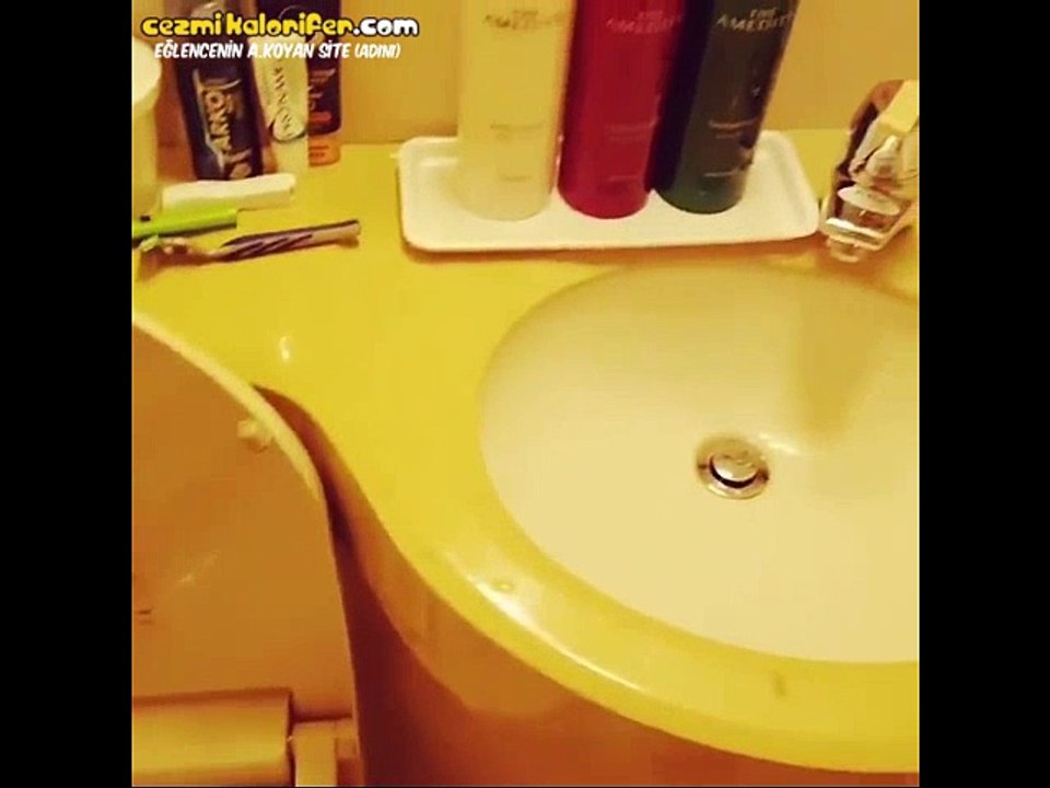 Japonya'ya Giden Türk'ün Teknolojik Tuvalet İle İmtihanı