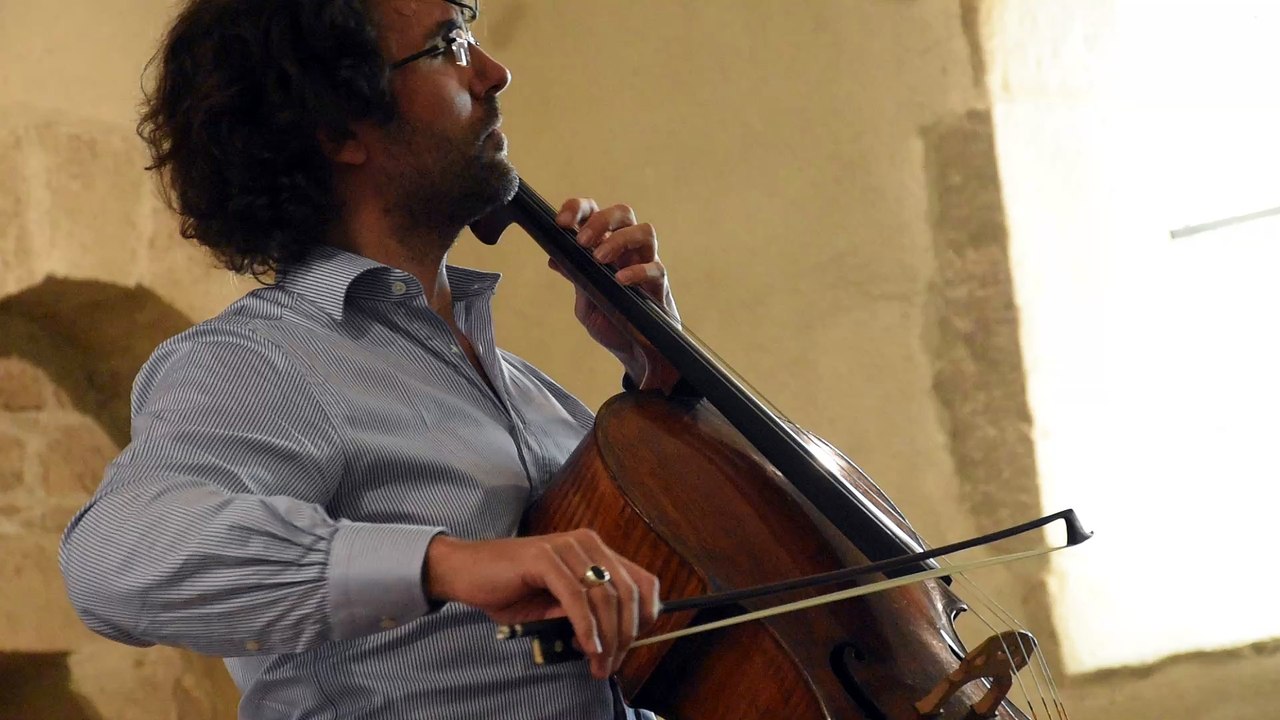 Guillaume Martigné au violoncelle
