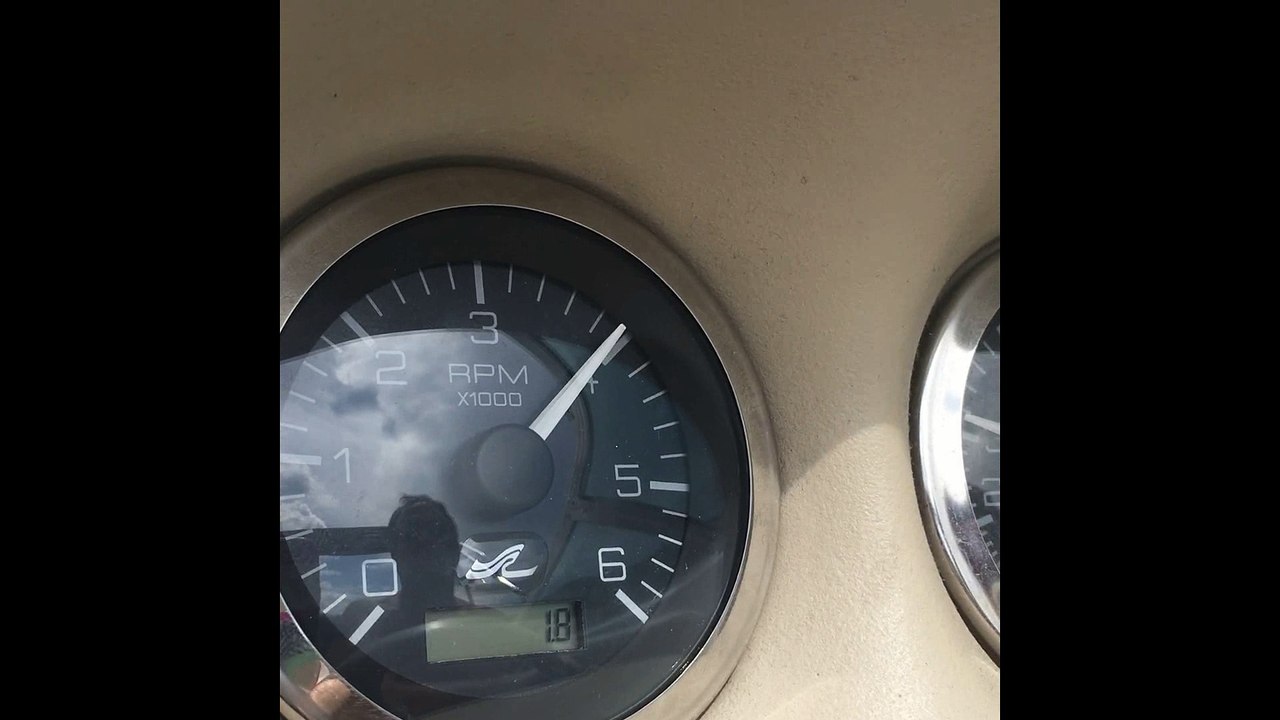 Boat Tach