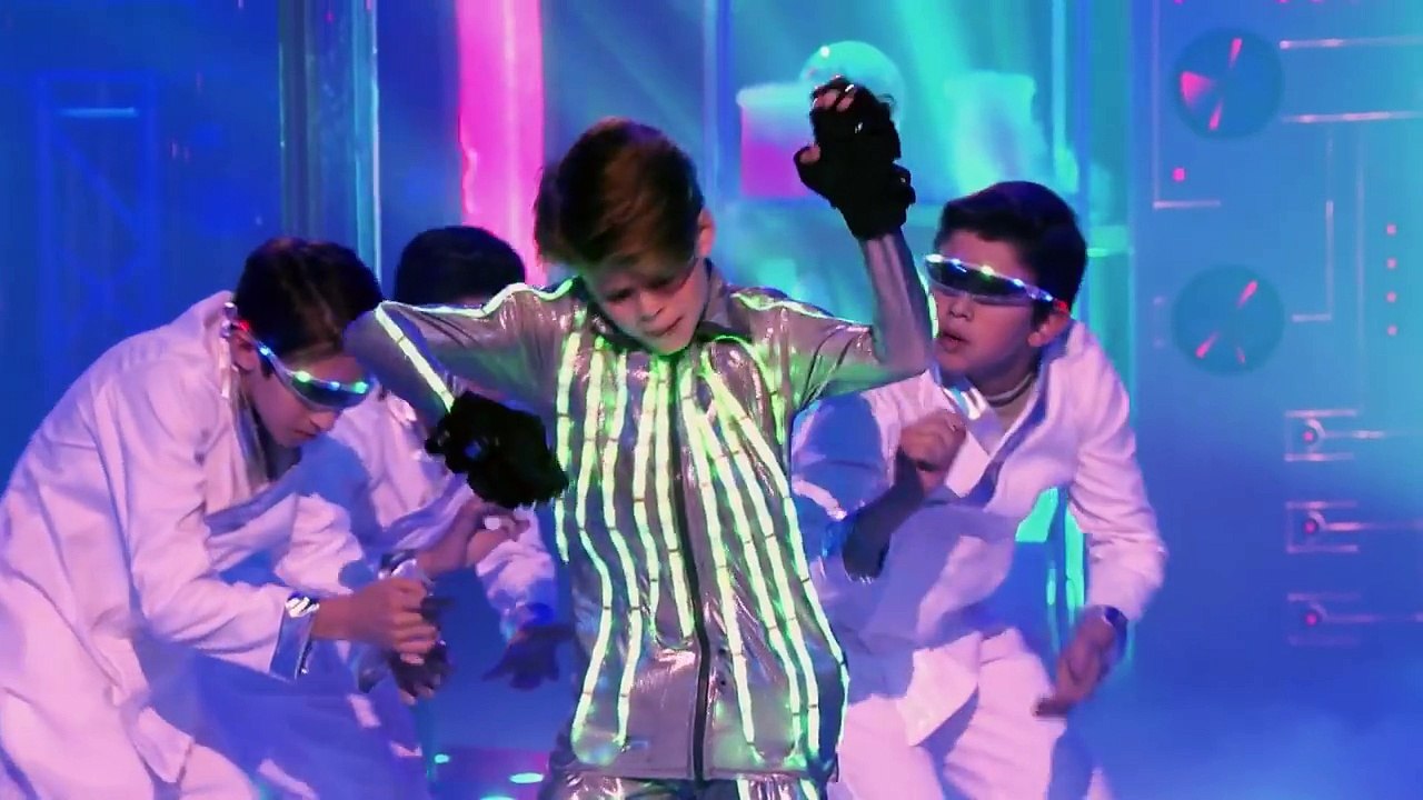 Merrick Performs Radioactive by Imagine Dragons | Lip Sync Battle Shorties | Nick