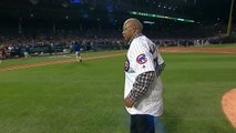 SF@CHC Gm 1: Billy Williams tosses first pitch