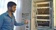 Hurdadan 50 Liraya Aldığı Buzdolabını, Kuluçka Makinesine Dönüştürerek Civciv Yetiştirdi