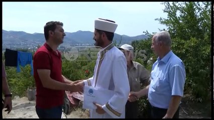 Ora News - Iu mbyt djali në lumë, myslimanët i shlyejnë borxhin familjes së varfër