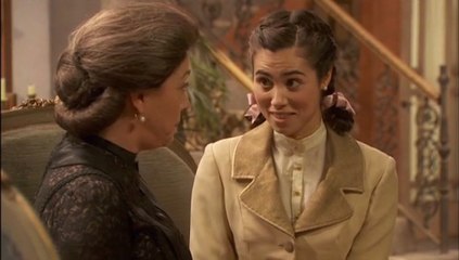 María adora a Francisca