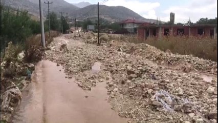Antalya'da Sel Tarım Arazilerinde Zarara Yol Açtı