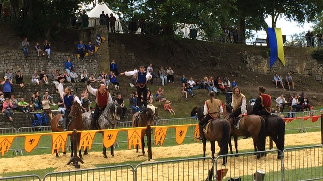 Spectacle équestre aux Médiévales