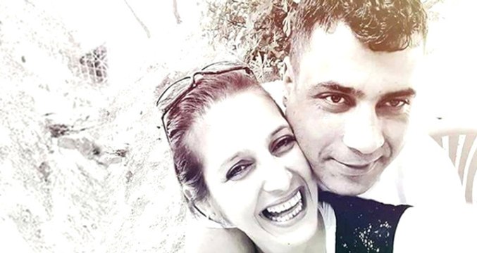 İntihar Eden Eşinin Mezarı Başında, Yer Bildirimi Yapıp Kafasına Sıktı