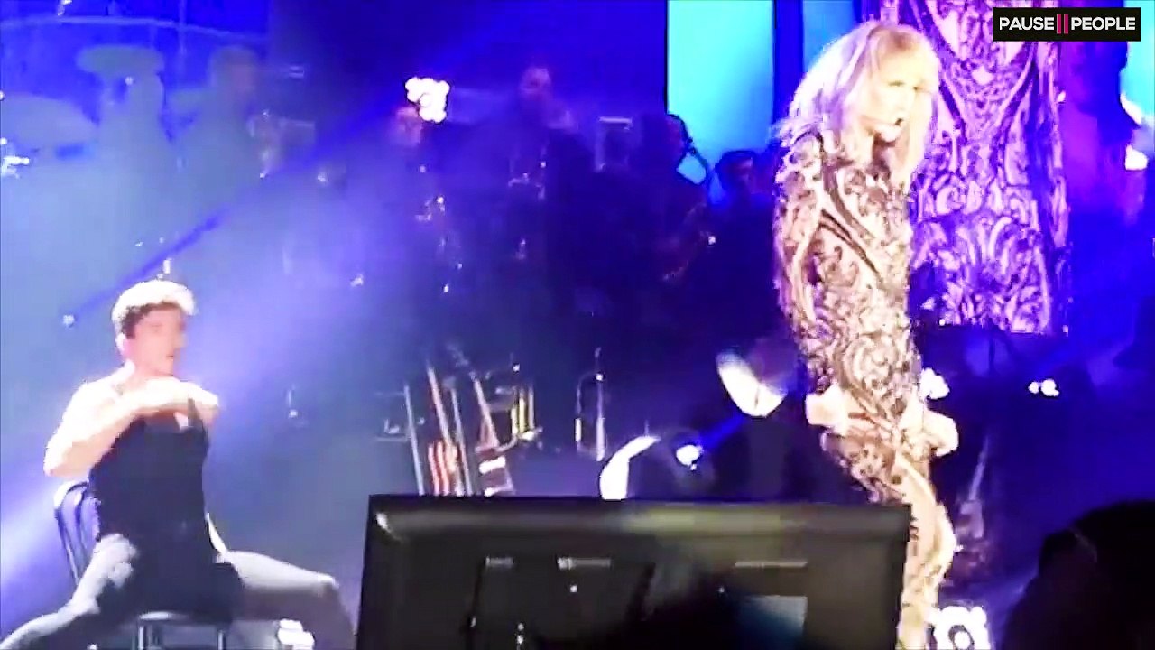 La danse sexy de Céline Dion en plein #concert