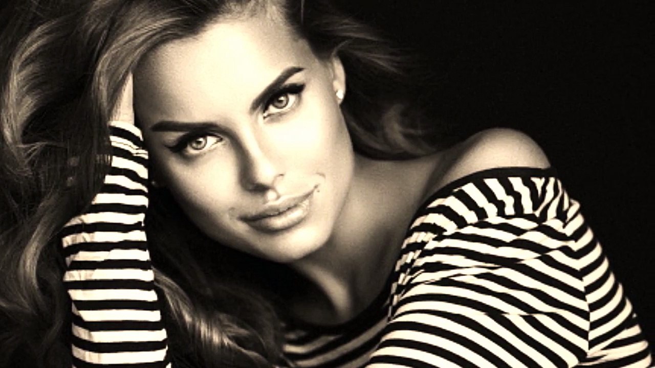 Marc Jones Sings Misty by Erroll Garner & Johnny Burke. The Movie Play Misty For Me