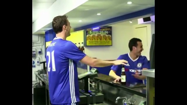 FC CHELSEA - BOTTLEFLIP CHALLANGE! (with pedro and david luiz) - Vines _ Funny M