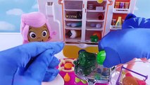 Et bébé bulle cuisine distributeur poupées guppys de la glace masques réfrigérateur avec pj Pororo Pret