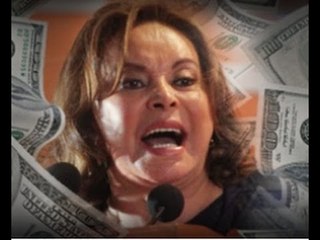 Elba Esther Gordillo es detenida. ROBO 2 MIL millones!! 26/febrero/2013 (información completa)