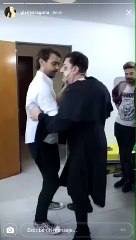 Pedro bailando en camarines de San Luis con Huevo Muller 1 - 05 de Agosto