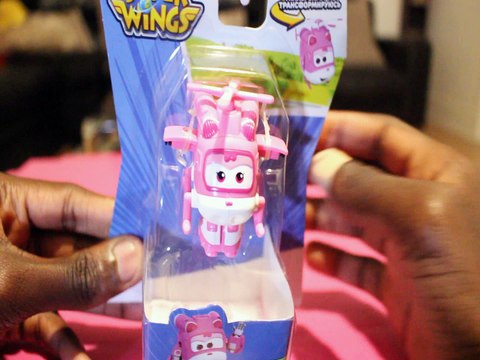 SUPER WINGS TRANSFORM A BOTS DIZZY AULDEY 3+ ALPHA ANIMATION FIGURE REVIEW + UNBOXING Toys,
