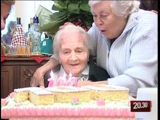 TG 17.10.09 La prof Caputo, "giovane" centenaria