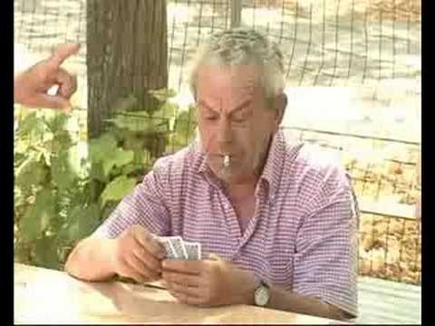 Andria, atti vandalici al centro per anziani