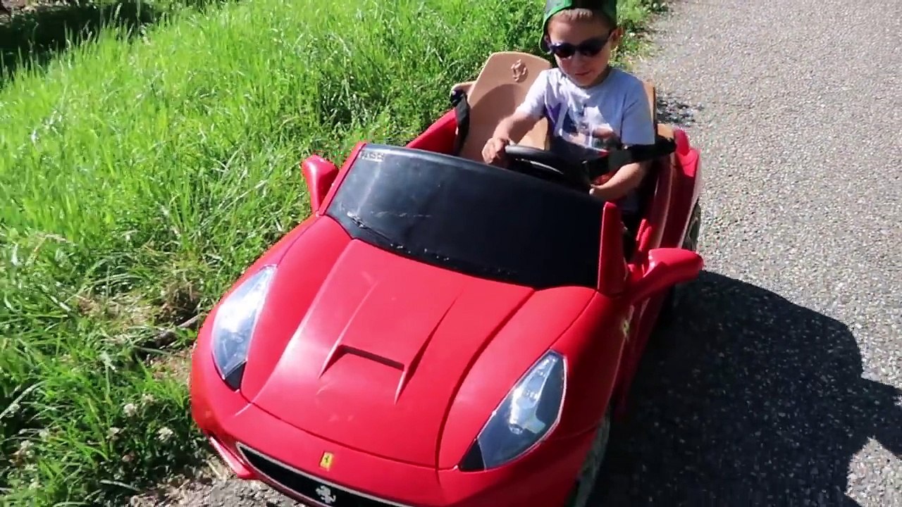 MINI FERRARI VS HOVERKART PRANK !
