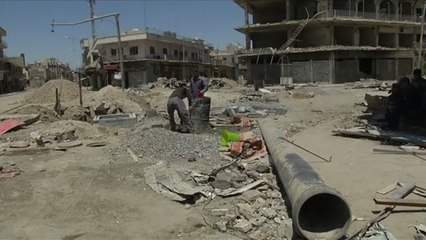 West Mosul residents begin rebuilding their city